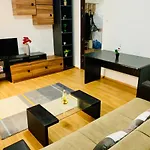 Joy City Stay Bucuresti 1