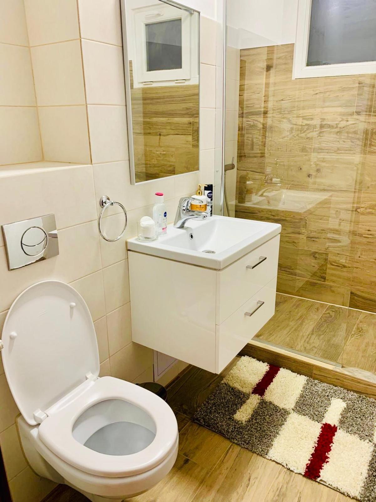 Apartament Joy Bucuresti 1 *